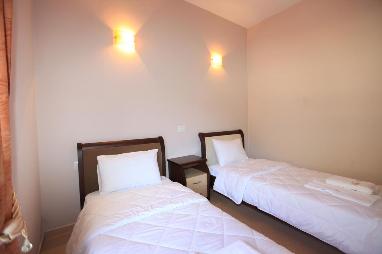 Hotel Gryka e Kelcyres Zewnętrze zdjęcie