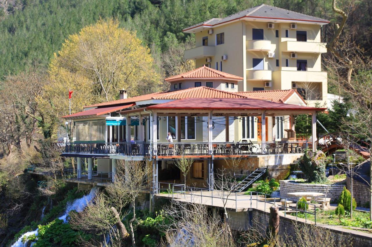 Hotel Gryka e Kelcyres Zewnętrze zdjęcie