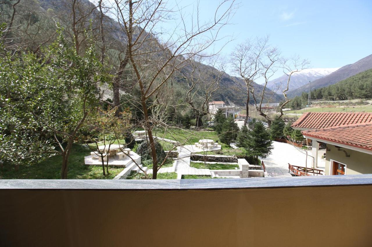 Hotel Gryka e Kelcyres Zewnętrze zdjęcie