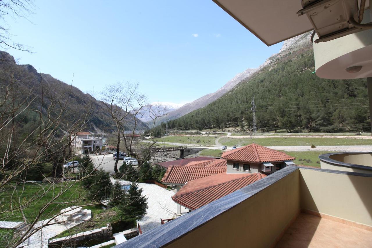 Hotel Gryka e Kelcyres Zewnętrze zdjęcie