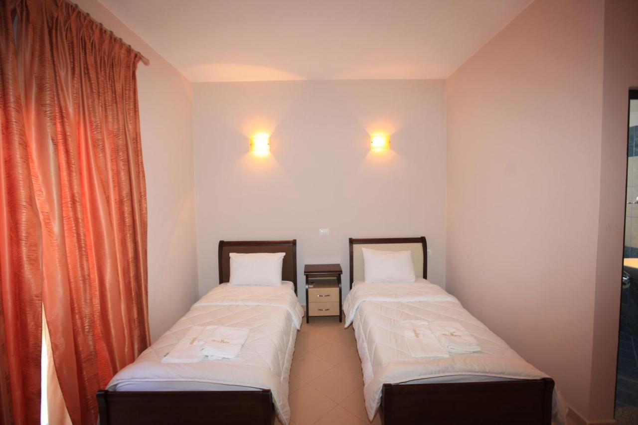 Hotel Gryka e Kelcyres Zewnętrze zdjęcie