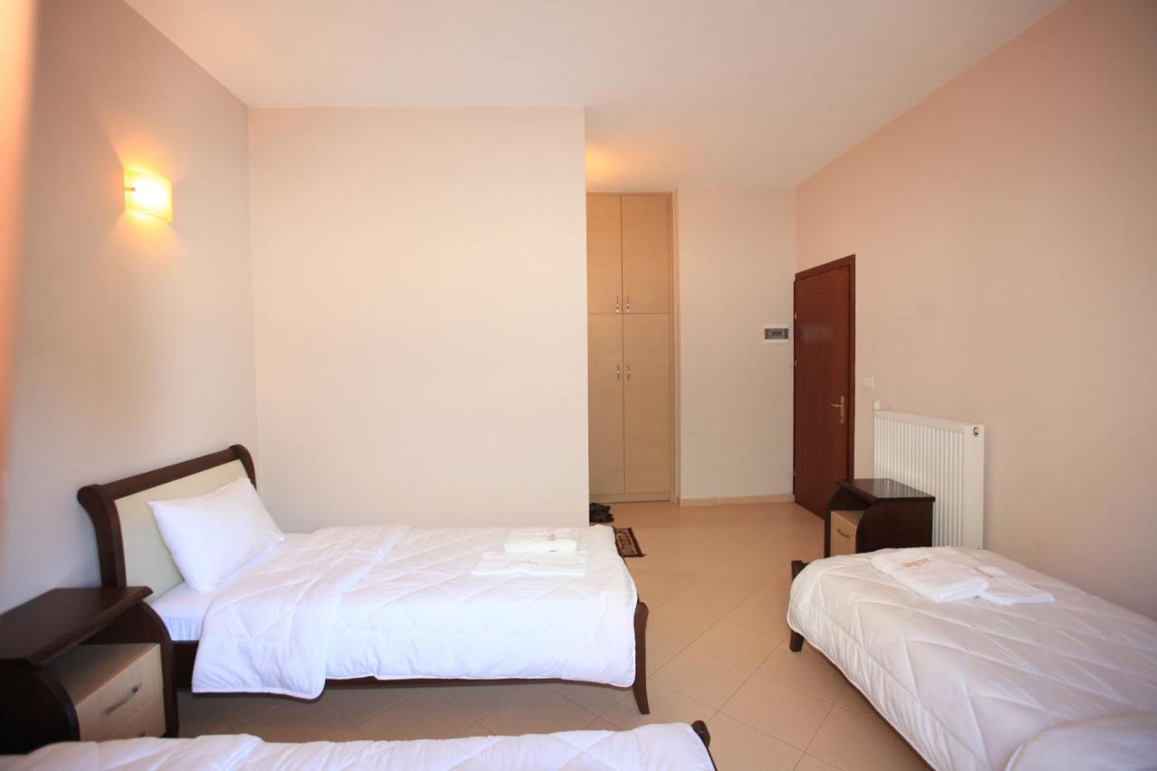 Hotel Gryka e Kelcyres Zewnętrze zdjęcie